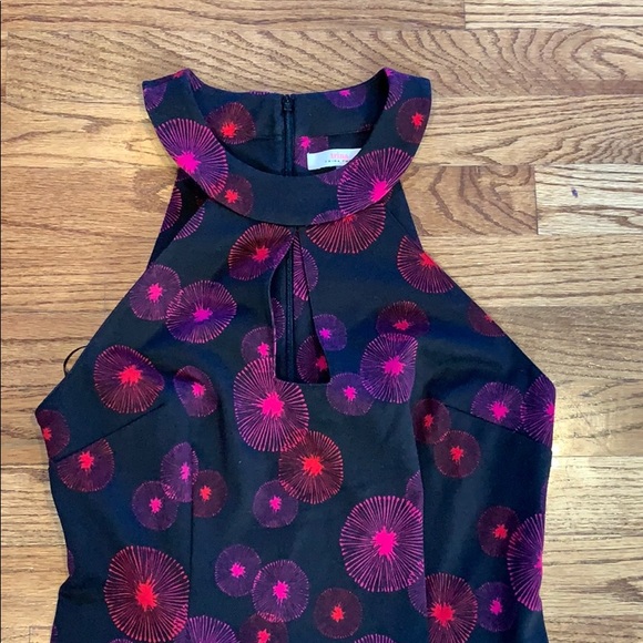 NWOT Trina Turk starburst sheath dress - Picture 3 of 6